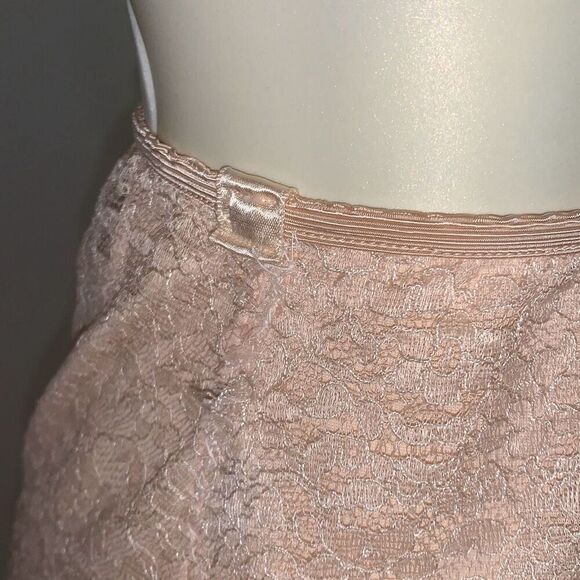 Vintage 1950s Charmode Nude Pink Lace Half Slip Pillow Tab Nylon Medium - Picture 7 of 14
